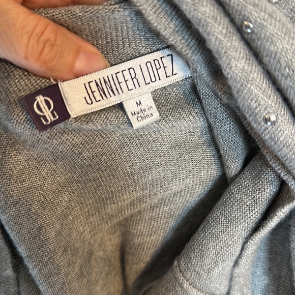 Jennifer Lopez Sweater - Picture 5 of 6